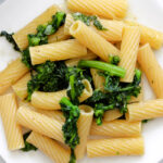pasta rapini closeup image